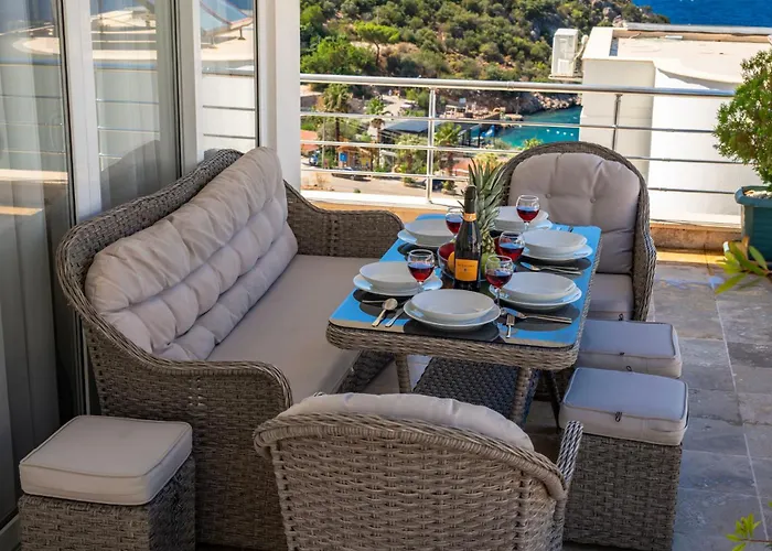 White Вилла Каш